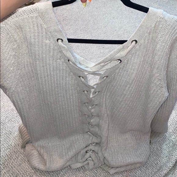 Cardigan - Picture 2 of 3